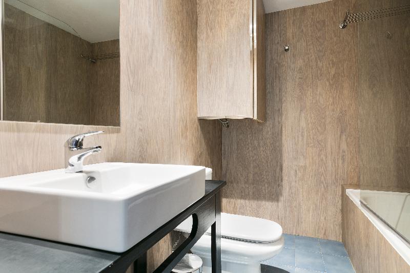 Apartamentos Salles Beach ลาเอสตาร์ติต ภายนอก รูปภาพ