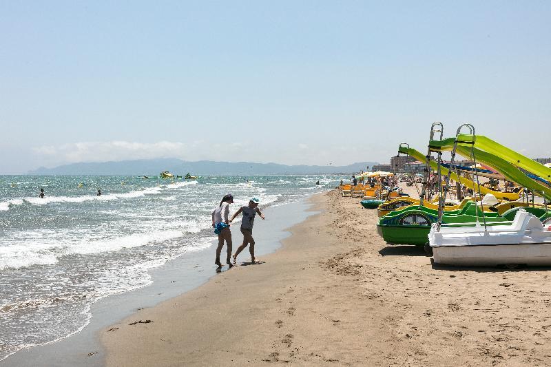 Apartamentos Salles Beach ลาเอสตาร์ติต ภายนอก รูปภาพ