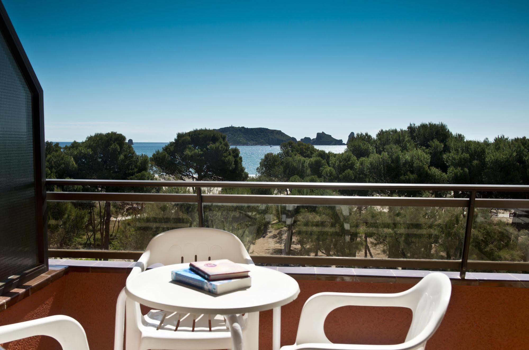 Apartamentos Salles Beach ลาเอสตาร์ติต ภายนอก รูปภาพ